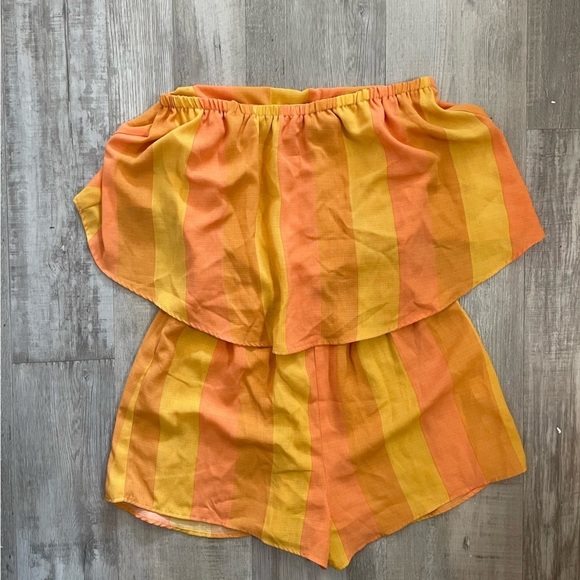 Show Me your Mumu Thelma Romper Sunset Sun Kissed Stripe Orange Yellow. Size Sm - Picture 9 of 9